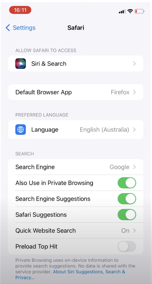 Safari's settings screen showing the default browser choice