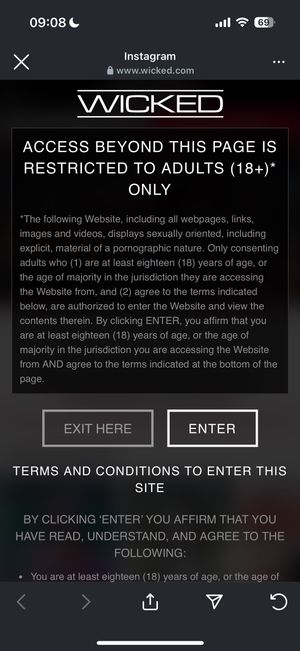That link opening into an in-app browser with the warning 18+ splash page for an adult website.