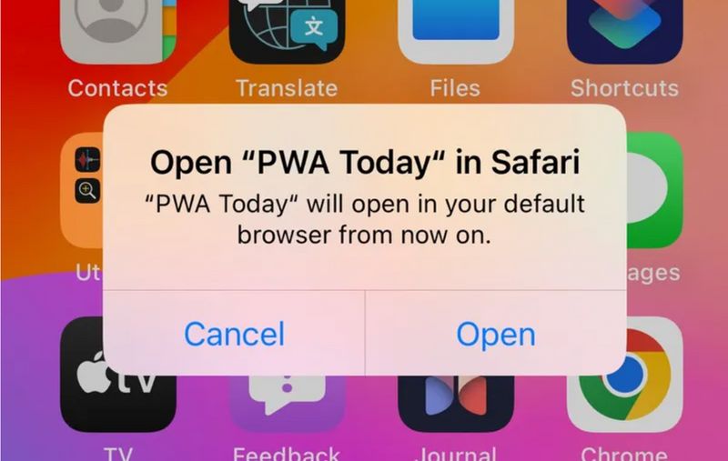 An image of Apple's new pop up informing the user that the web app will now instead open as a webpage in the default browser.